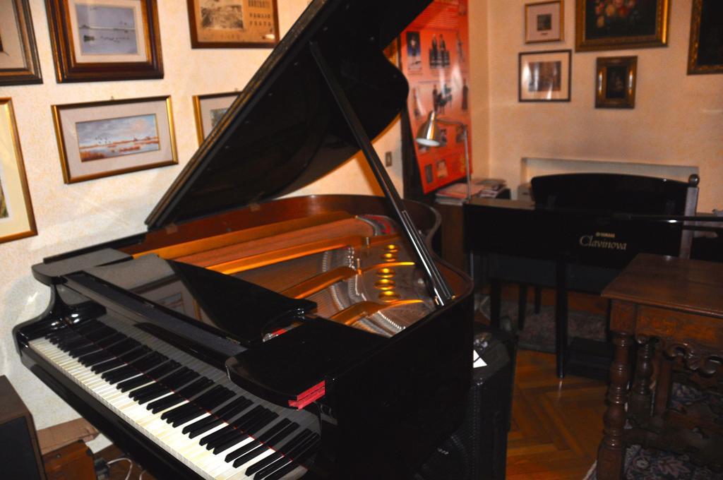 파도바 Palazzo Altinate - Note Di Piano 아파트 객실 사진